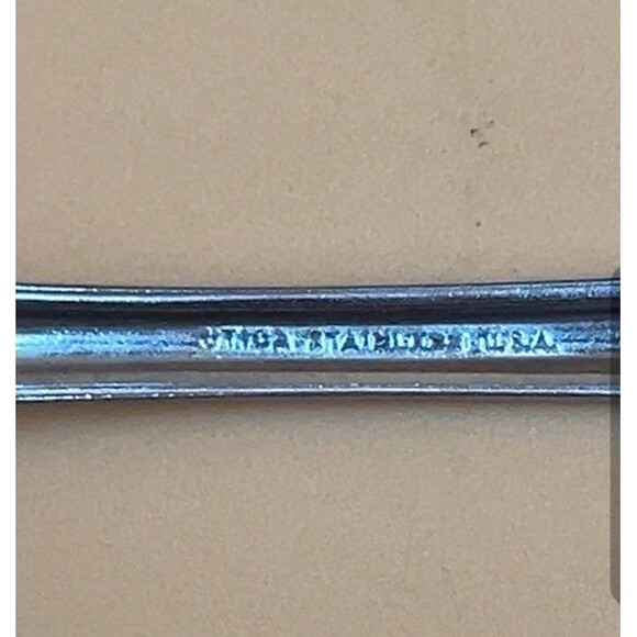 VTG Utica USA Stainless Silverware 4 Forks Flatware Replacement Woodbine Floral - Picture 3 of 3